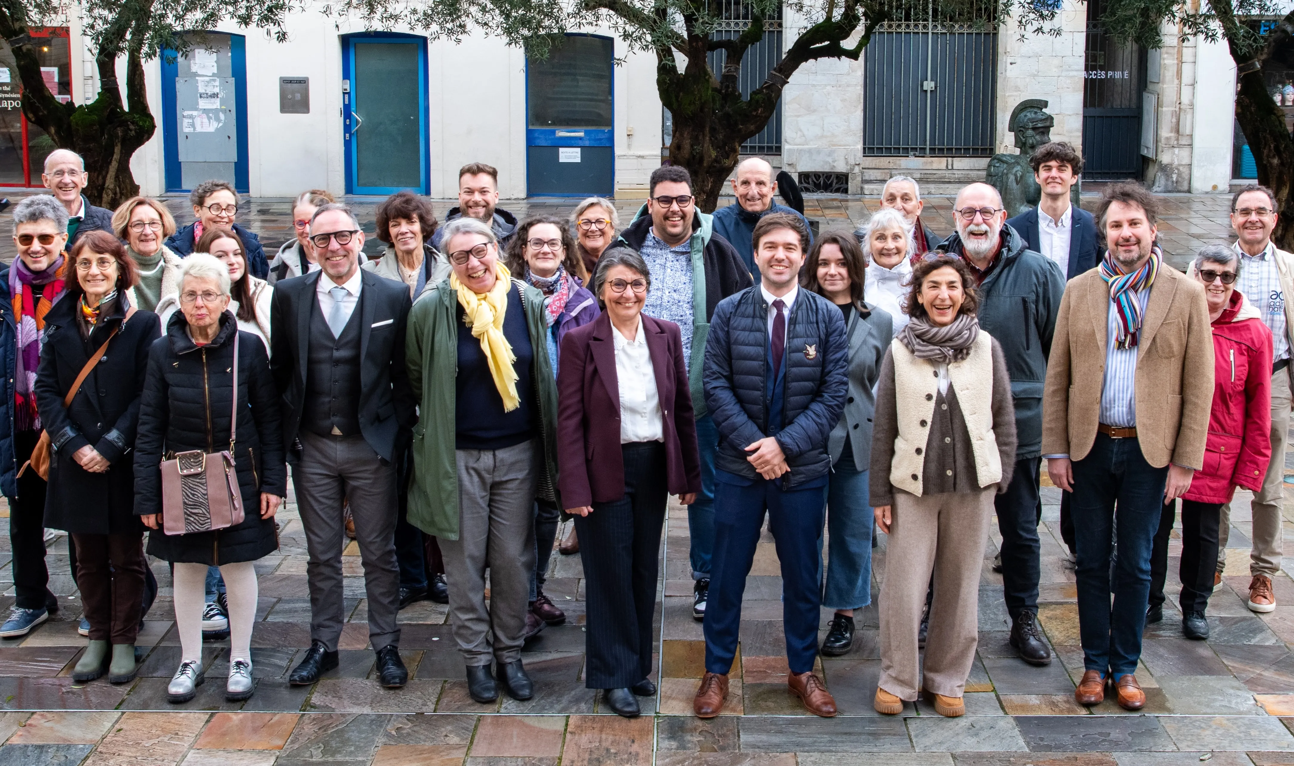 Liste Pour Dax à 100%